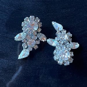Elegant vintage crystal clip earrings